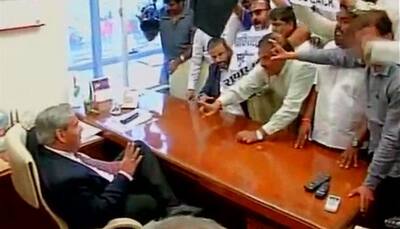 Shiv Sainiks storm BCCI office, protest against PCB chief