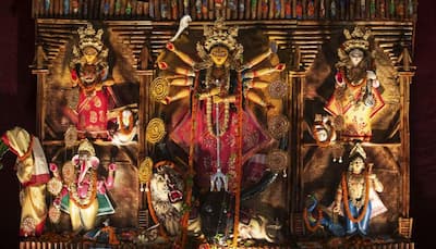 You must check out THESE top 8 Durga Puja pandals in Delhi!