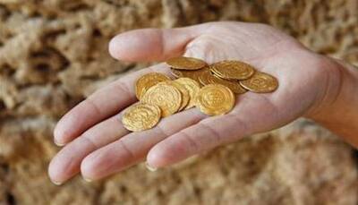 Buy gold coins this festive season at up to 8% discount