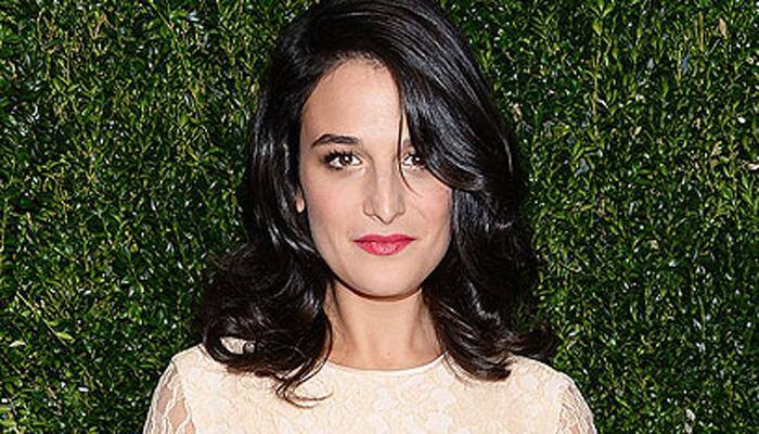 Jenny Slate to join Zachary Quinto in 'Aardvark'?