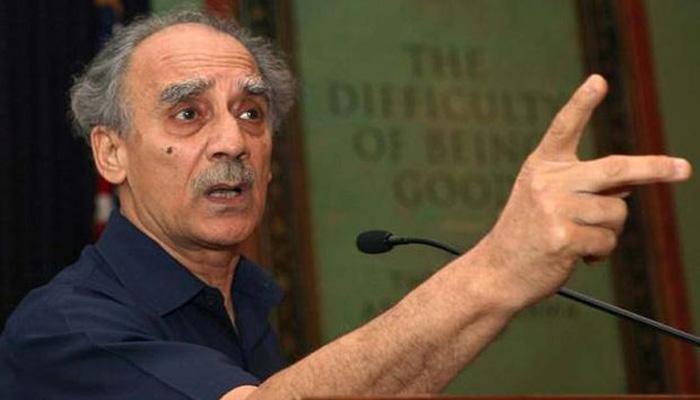 Arun Shourie attacks Narendra Modi, says &#039;there was never a weaker a PMO as now&#039;