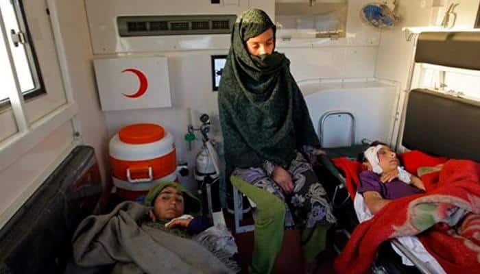 Desperate Afghan-Pakistan quake victims appeal for aid; toll crosses 360