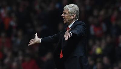 Arsenal manager Arsene Wenger concerned over injuries to players