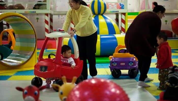 China scraps one-child policy, allows couples to have two children