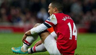 Arsenal's Theo Walcott, Alex Oxlade-Chamberlain out for more than 3 weeks