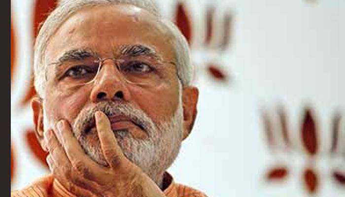 Astrologer Bejan Daruwalla embarrasses BJP, reveals Modi showed him his palm once