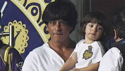 KKR wish team's co-owner Shah Rukh Khan for reaching fifty! 