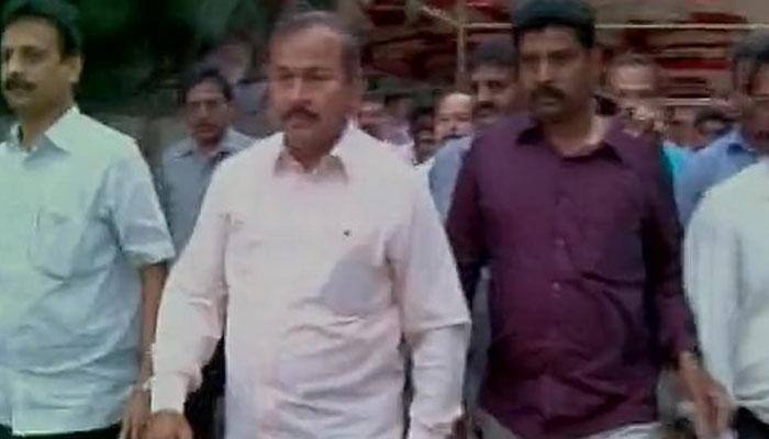 BJP leader threatens to behead Karnataka CM if he consumes beef, arrested