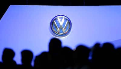EU urges Volkswagen to speed up emissions-cheating probe