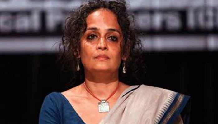 Watch: Arundhati Roy&#039;s &#039;intolerance&#039; exposed!