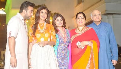 Shilpa Shetty celebrates Diwali with pals