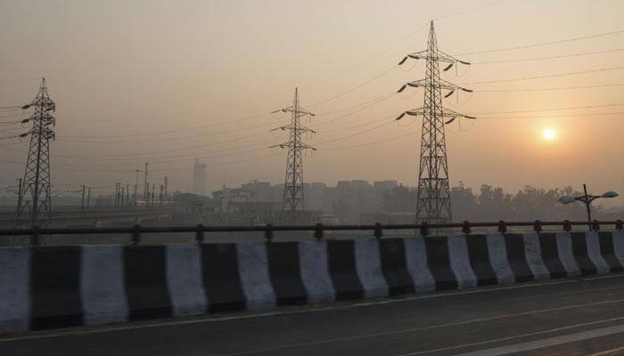 Air quality in Delhi drops as Diwali festivities kick in