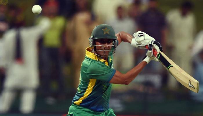 Younis Khan's sudden ODI retirement fuels rift rumours