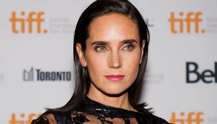 Jennifer Connelly&#039;s husband won her over by playing guitar