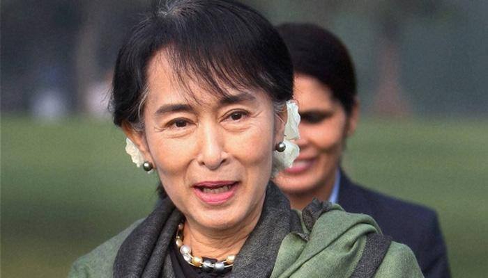 Myanmar president &#039;will hand power&#039; to Suu Kyi after poll win