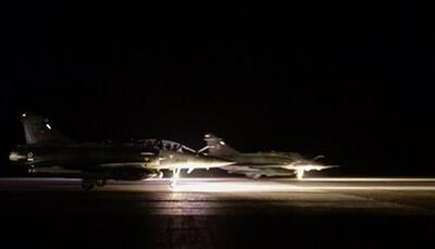 French fighter bombers pound IS stronghold in Syria: Ministry