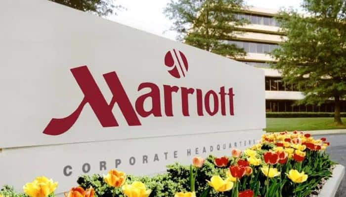 Marriott buys Starwood to create largest hotel chain