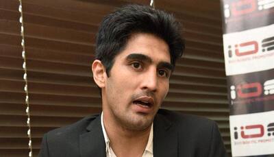 Vijender Singh meets Sarbananda Sonowal, discusses scope of pro boxing in India