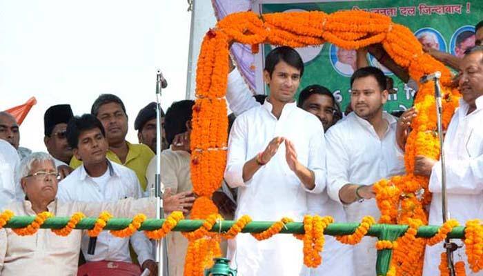 Seven reasons why Lalu chose younger son over elder one for Bihar deputy CM&#039;s post