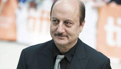 Anupam Kher finds it challenging to perform with Maxwell Jenkins 
