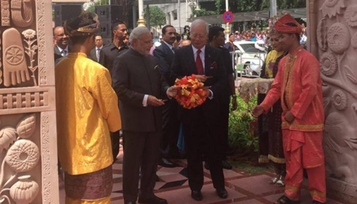 PM Modi inaugurates Torana gate, highlights India-Malaysia cultural ties