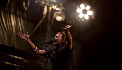 Pearl Jam performs Eagles of Death Metal's track