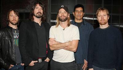 'Foo Fighters' dedicates free EP to Paris