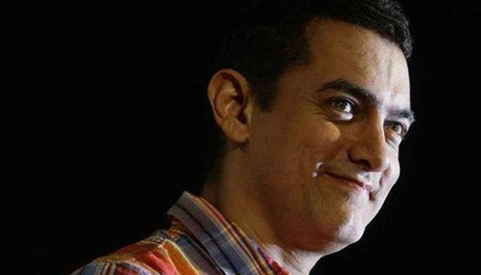Intolerance issue: After political backfire, Aamir Khan asks wife to leave Mumbai?