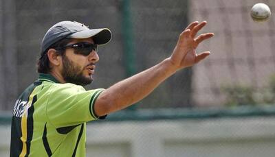 Arrested ISI agent's brother seen with Pakistan cricketer Shahid Afridi 