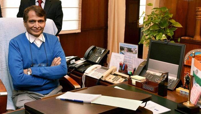 When 'Prabhu' himself jumped into action to help these hungry kids