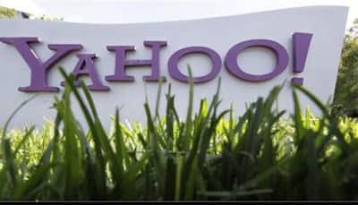 Yahoo reverses course on plan to spin off Alibaba stake