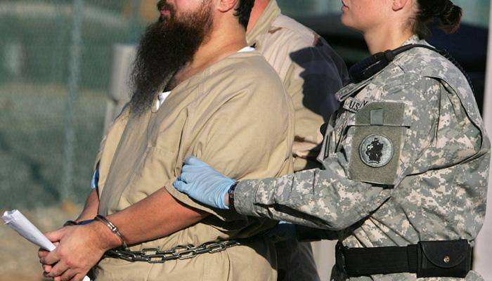 Killers of thousands on 9/11 can't stand female guards! 