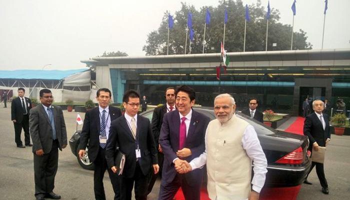 Japanese PM Shinzo Abe arrives in Varanasi to a red carpet welcome Japanese PM Shinzo Abe arrives in Varanasi to a red carpet welcome