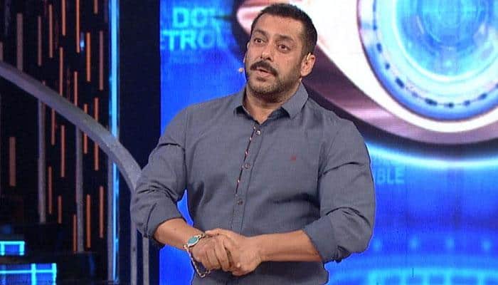 Bigg Boss: ‘Naagin’ Mouni Roy sizzles with Salman Khan; Kanwaljeet gets eliminated 
