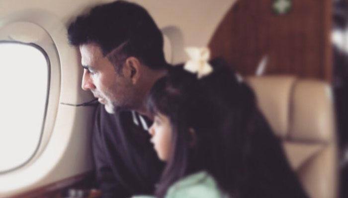 Akshay Kumar plays building blocks with daughter - See Pic