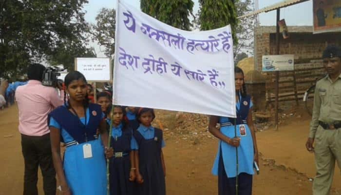 Maoists kill, bury 4-year-old infront of mother in Chhattisgarh; school children protest