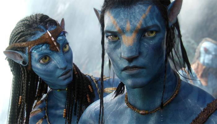 James Cameron giving &#039;Avatar&#039; scripts the final touch