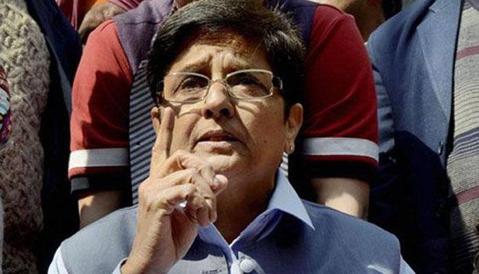 Kiran Bedi asks Kejriwal to regret his &#039;psychopath&#039; remark against PM Narendra Modi