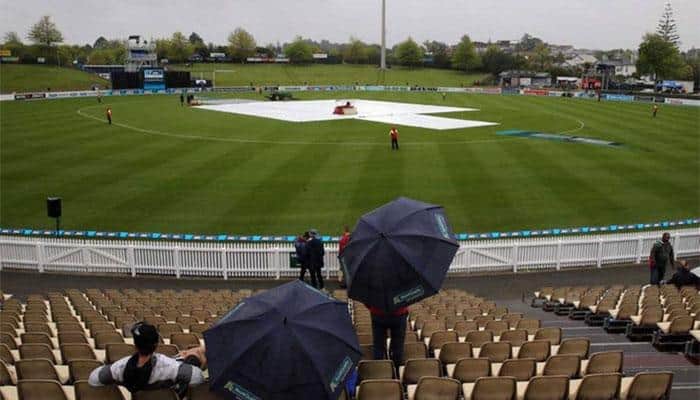 No complaints, but Sri Lanka fear for &#039;doctored&#039; pitch in Hamilton