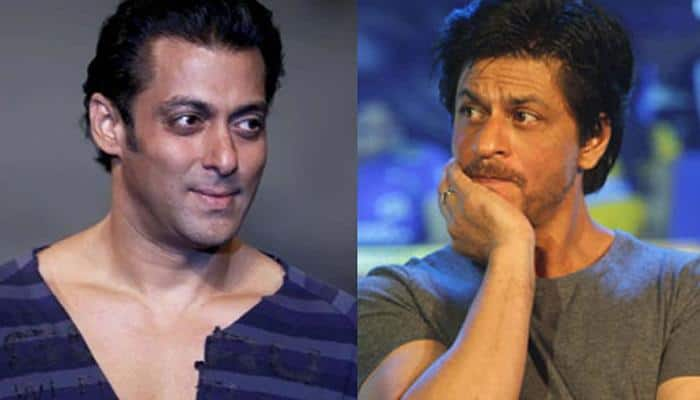 Shah Rukh-Salman&#039;s &#039;#BhaiBhai&#039; selfie