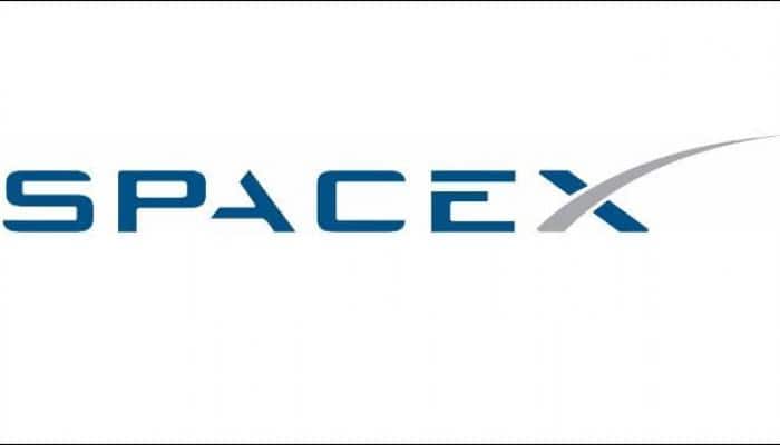 SpaceX aims for historic rocket launch, landing