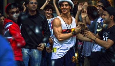 Watch: Tiger Shroff's 'dancing' tribute to Hrithik Roshan!