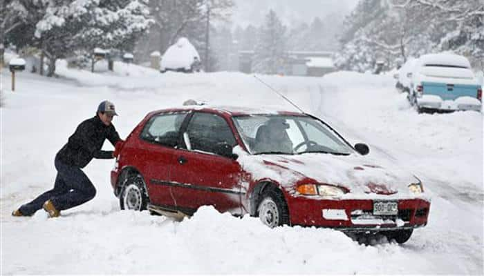 Pre-Christmas storms kill 6 in southern US, disrupt holiday traffic