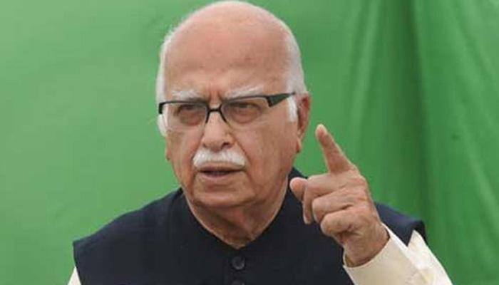 Advani backs PM Modi over his Pak visit, says Atal ji&#039;s initiative needs to be taken forward