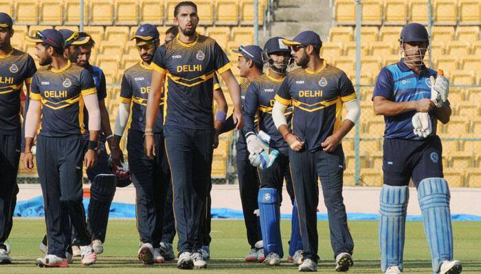 VIDEO: Gautam Gambhir avoids greeting MS Dhoni after Vijay Hazare Trophy match