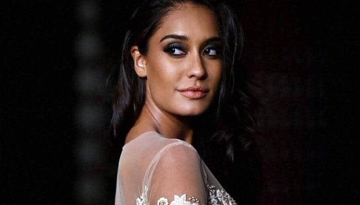 Lisa Haydon prefers confident, free-spirited men