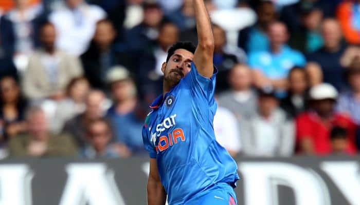 Injured Mohit Sharma hopes to return to bowling in a month