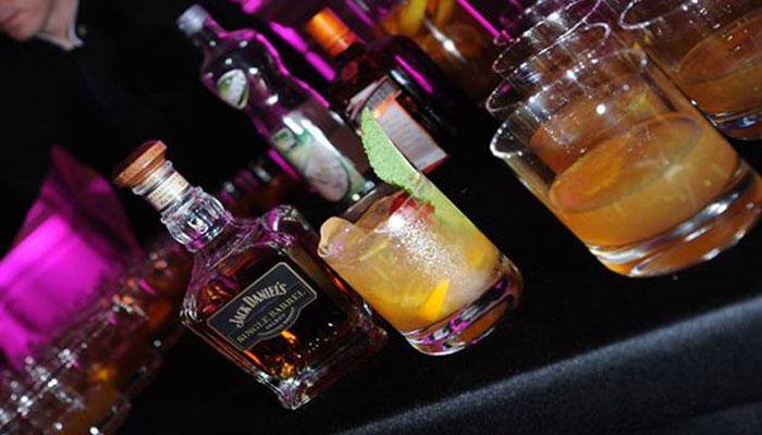 Supreme Court upholds Kerala govt's policy restricting bar licences only to five-star hotels