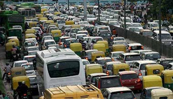 Kejriwal govt can't force Delhi schools to provide their buses: HC