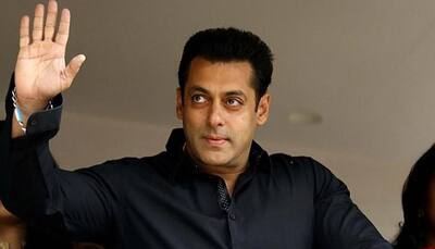 Khan market traders split over legal course on Salman Khan's online shopping portal